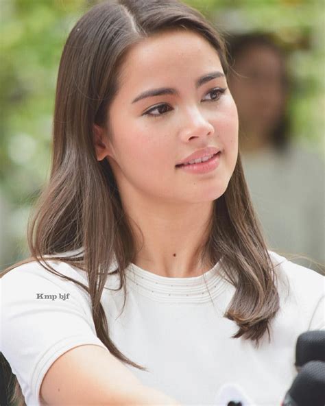 yaya urassaya|yaya urassaya photo.
